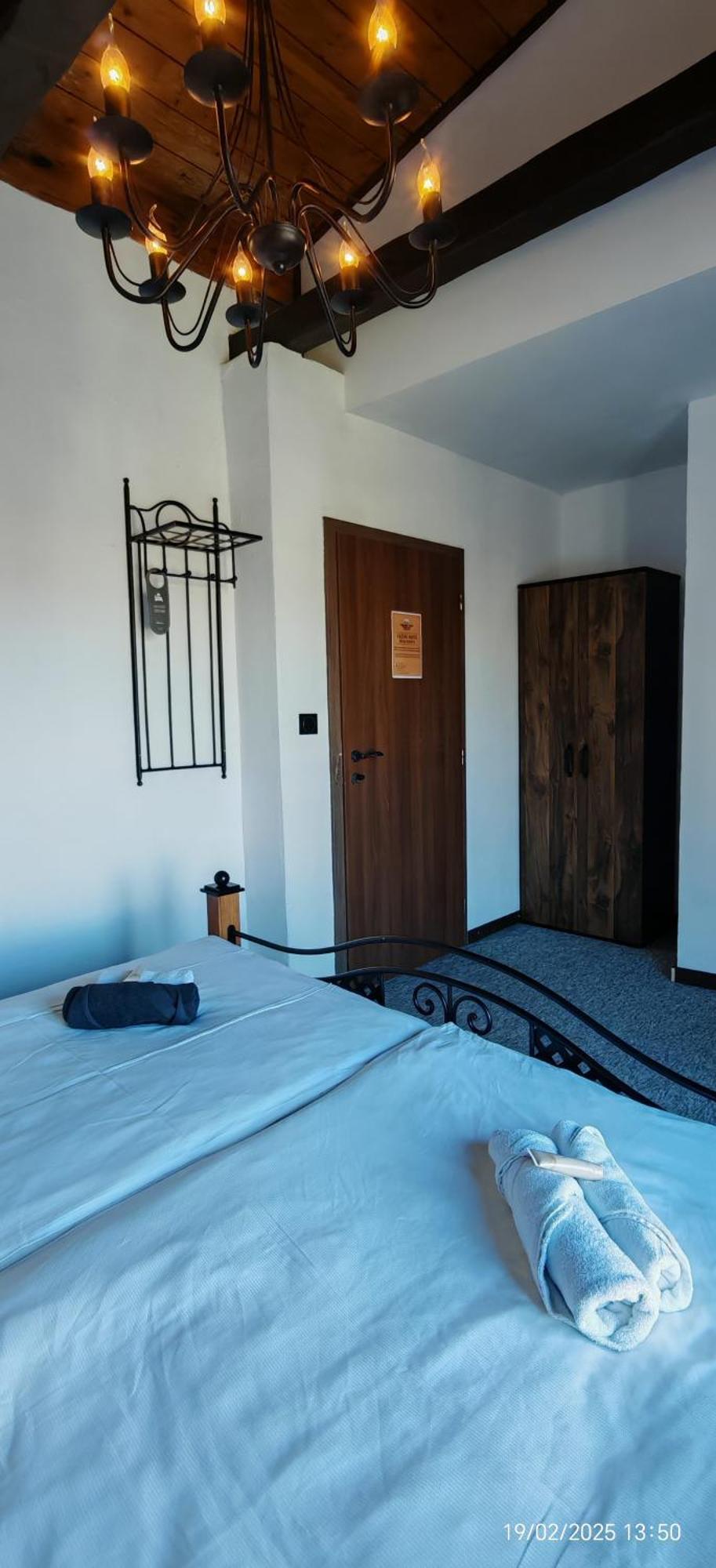 Hotel Plzensky Dvur Frýdek-Místek Exteriör bild