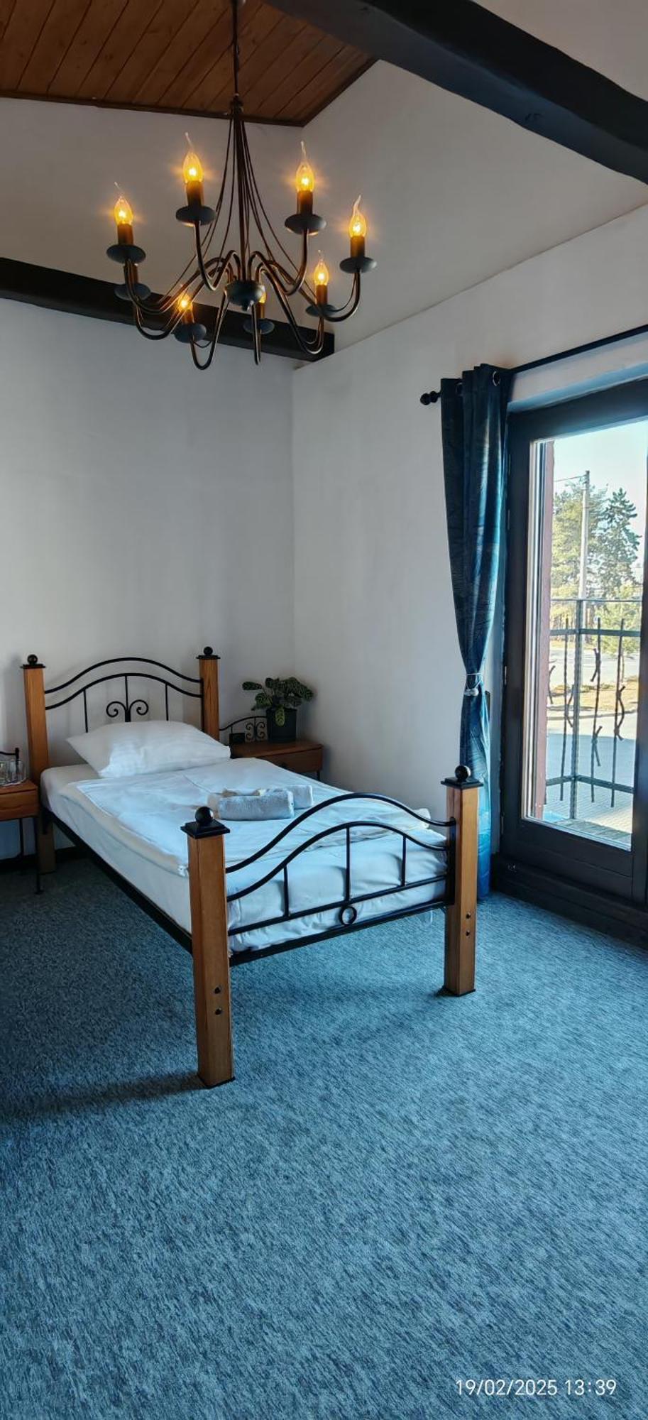 Hotel Plzensky Dvur Frýdek-Místek Exteriör bild